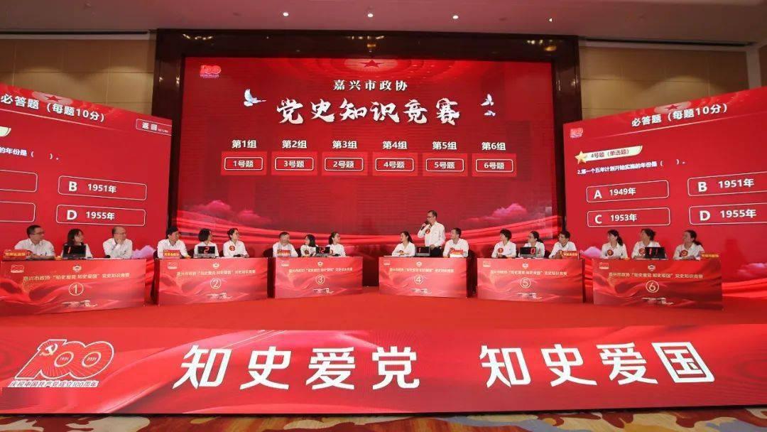 揭秘街头算命伎俩：能算出别人的前世今生，却算不出城管啥时候来